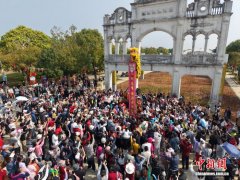（新春走基层）广西北海春节旅游市场展现强劲吸引力 入境游表现亮眼